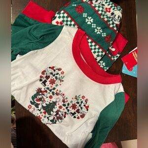 Disney Christmas Pajamas kids size 10